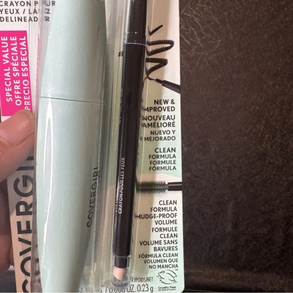 COVERGIRL Lash Blast Clean 800 Mascara - Perfect Point Plus Eyeliner 200 Pencil